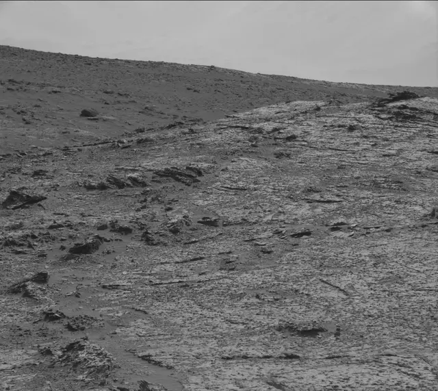 Sol 3138: Mast Camera (Mastcam)
