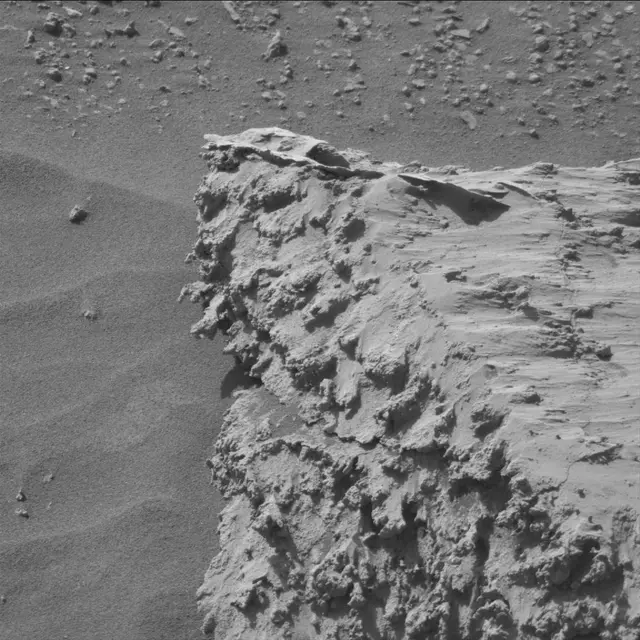 Sol 3138: Mast Camera (Mastcam)