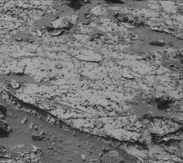 Sol 3139: Mast Camera (Mastcam)