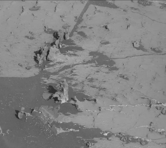Sol 3139: Mast Camera (Mastcam)