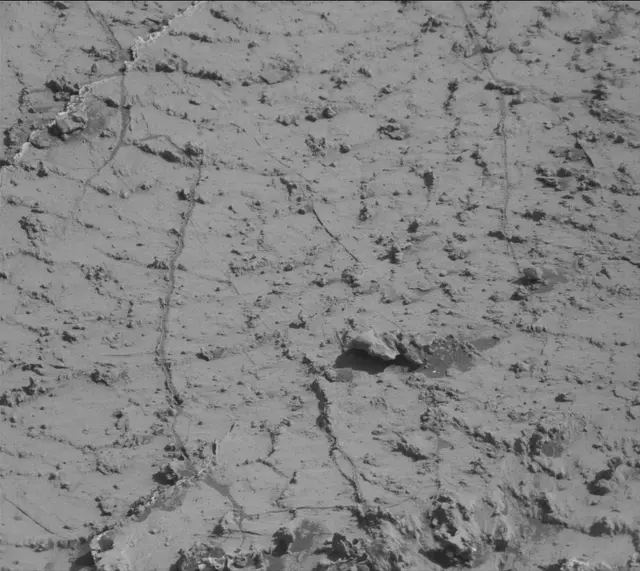 Sol 3139: Mast Camera (Mastcam)