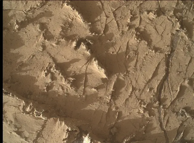 Sol 3139: Mars Hand Lens Imager (MAHLI)