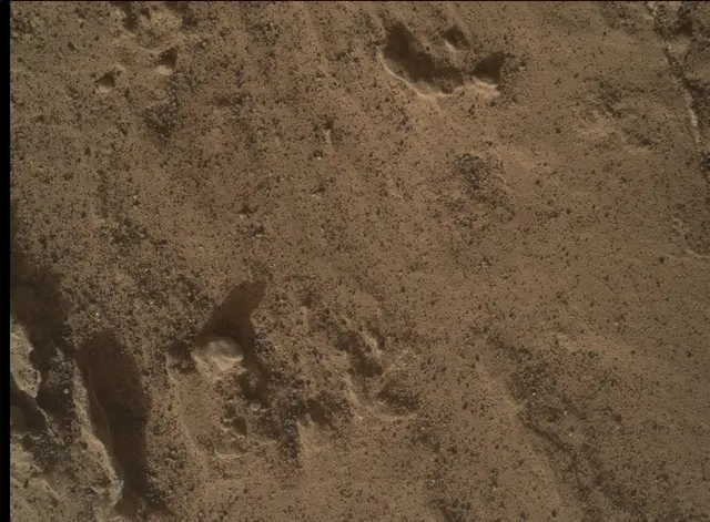 Sol 3142: Mars Hand Lens Imager (MAHLI)
