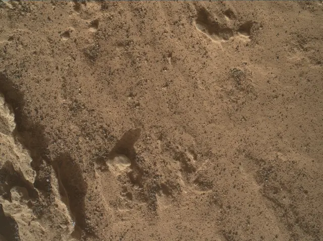 Sol 3142: Mars Hand Lens Imager (MAHLI)
