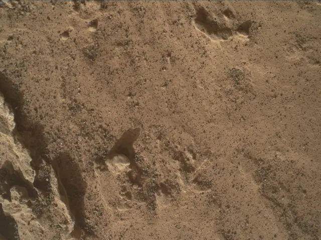 Sol 3142: Mars Hand Lens Imager (MAHLI)