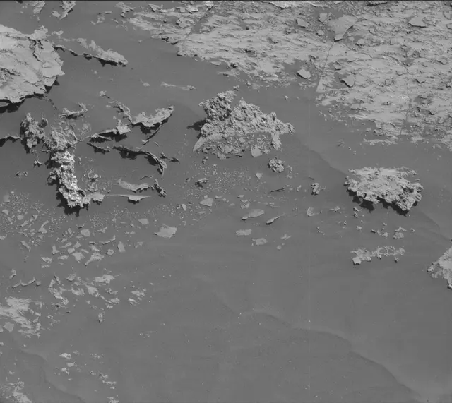 Sol 3143: Mast Camera (Mastcam)
