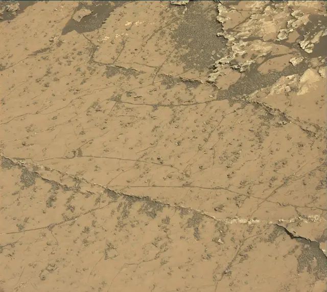 Sol 3143: Mast Camera (Mastcam)