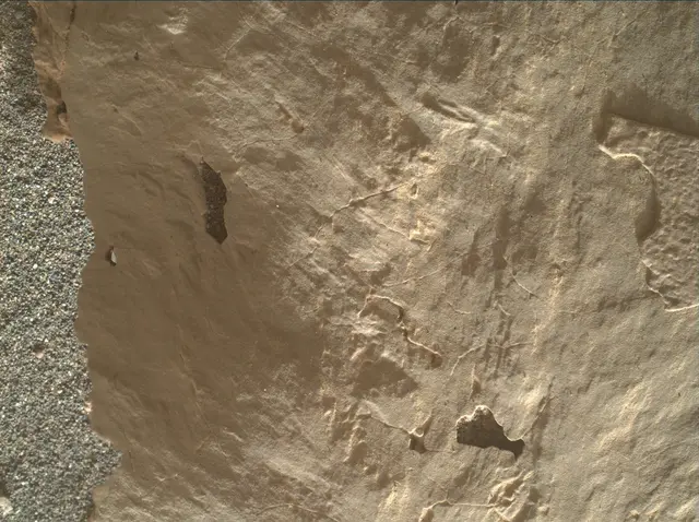 Sol 3143: Mars Hand Lens Imager (MAHLI)