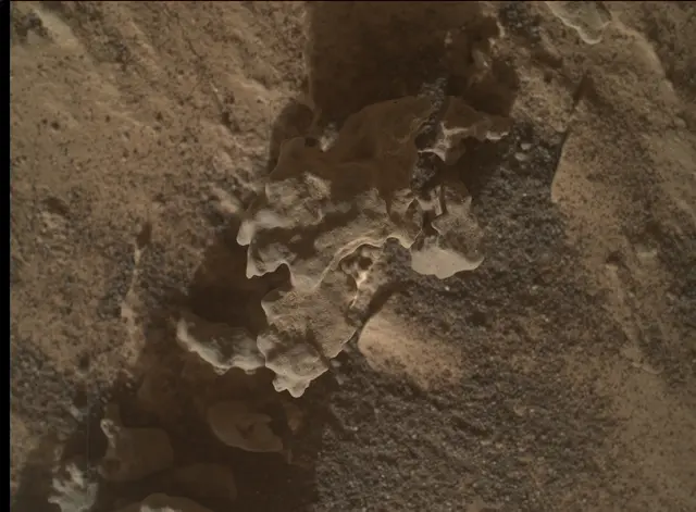 Sol 3144: Mars Hand Lens Imager (MAHLI)