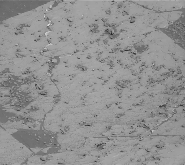 Sol 3146: Mast Camera (Mastcam)