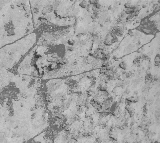 Sol 3147: Mast Camera (Mastcam)