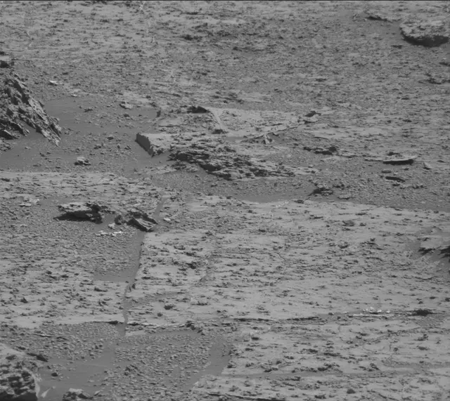 Sol 3147: Mast Camera (Mastcam)