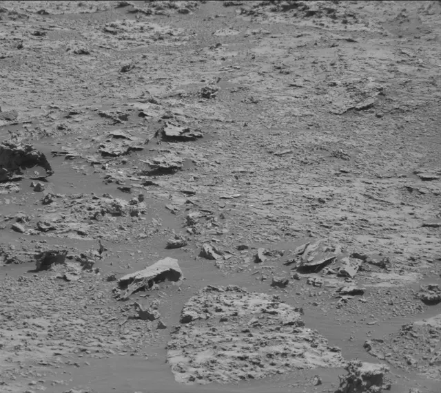 Sol 3147: Mast Camera (Mastcam)