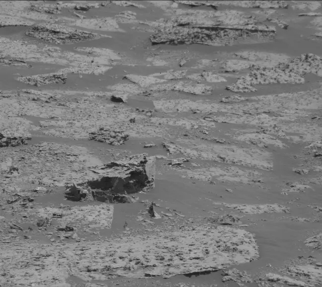 Sol 3147: Mast Camera (Mastcam)