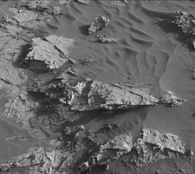 Sol 3149: Mast Camera (Mastcam)