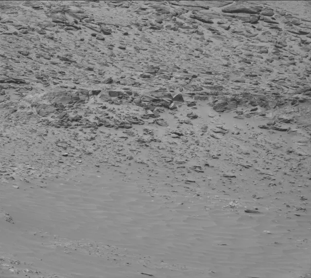 Sol 3149: Mast Camera (Mastcam)