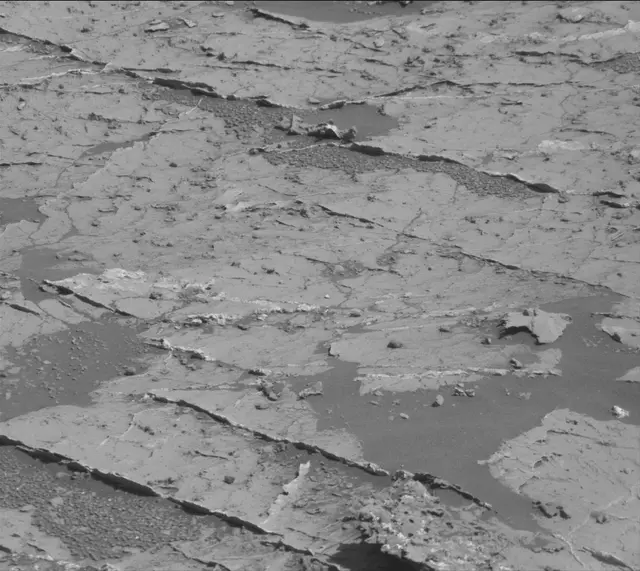 Sol 3151: Mast Camera (Mastcam)