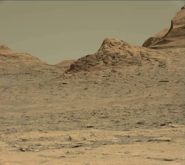 Sol 3154: Mast Camera (Mastcam)