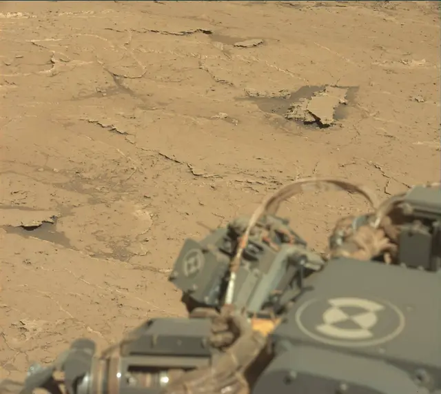 Sol 3154: Mast Camera (Mastcam)