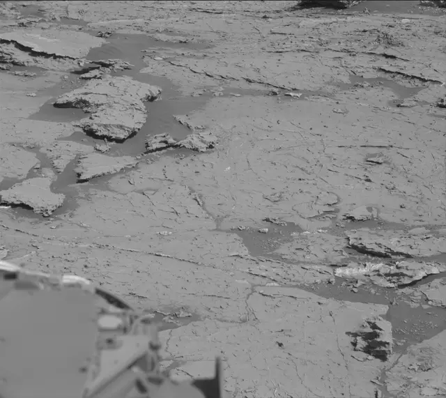 Sol 3154: Mast Camera (Mastcam)