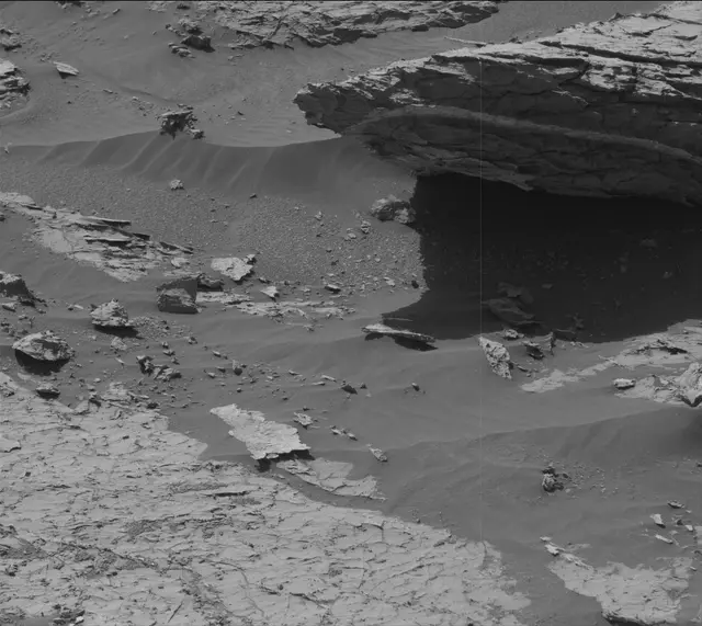 Sol 3154: Mast Camera (Mastcam)