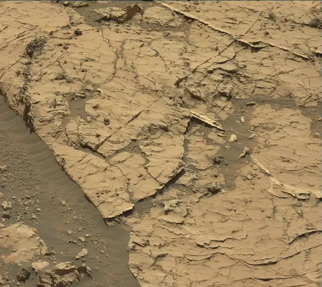 Sol 3154: Mast Camera (Mastcam)