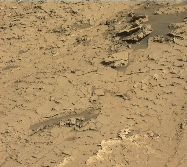 Sol 3154: Mast Camera (Mastcam)