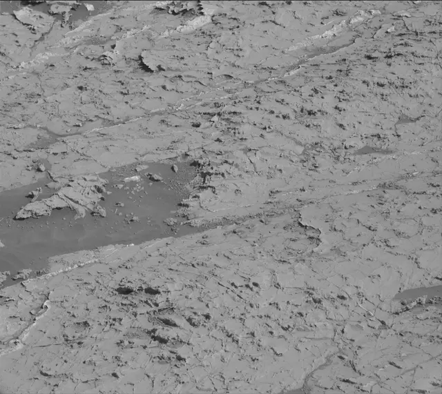 Sol 3154: Mast Camera (Mastcam)