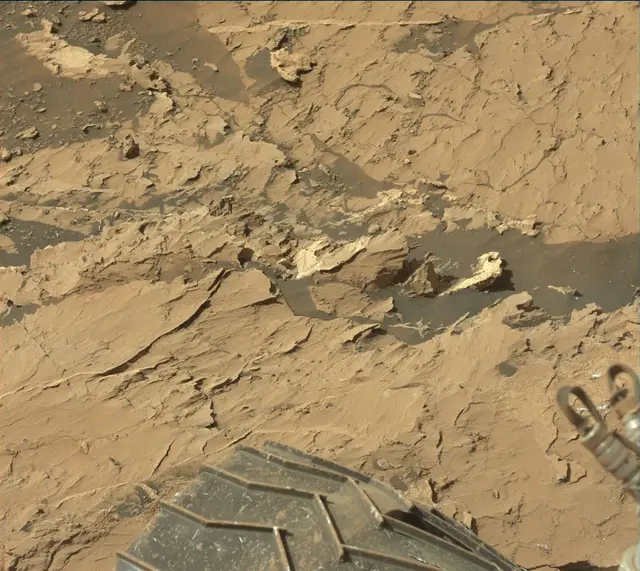 Sol 3154: Mast Camera (Mastcam)