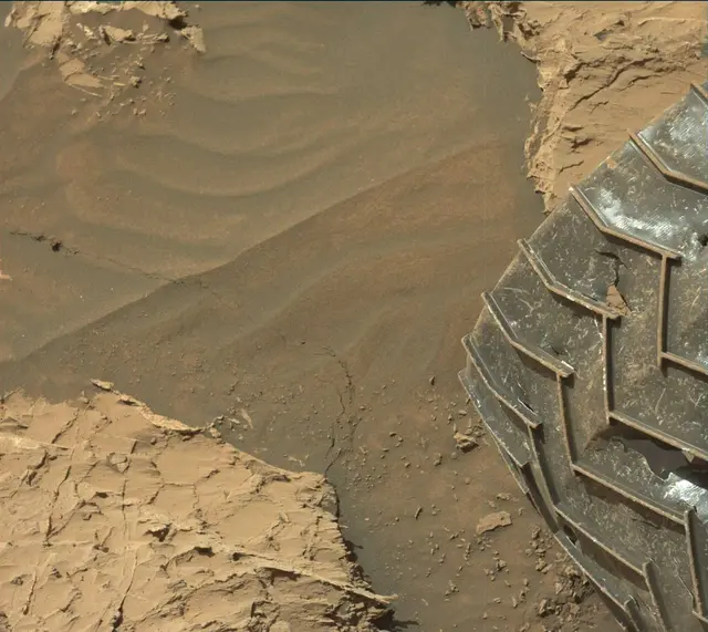 Sol 3154: Mast Camera (Mastcam)