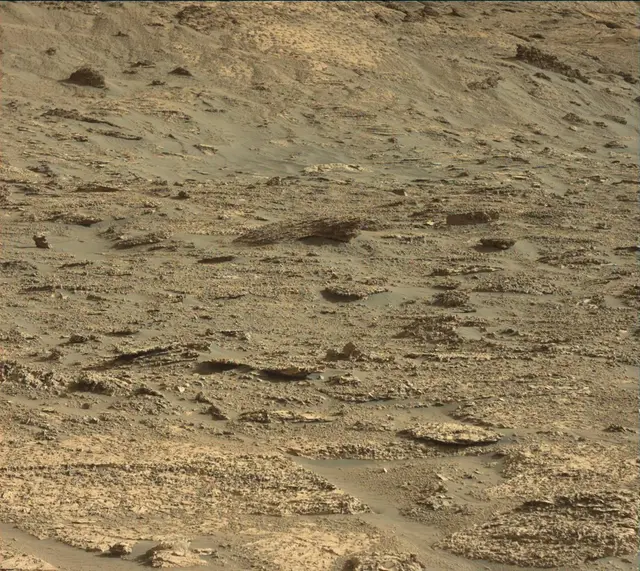 Sol 3156: Mast Camera (Mastcam)