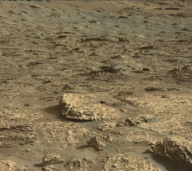 Sol 3156: Mast Camera (Mastcam)