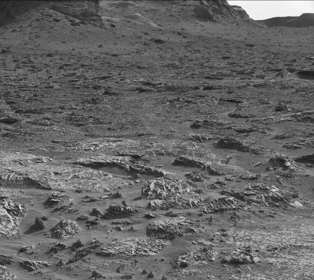 Sol 3156: Mast Camera (Mastcam)