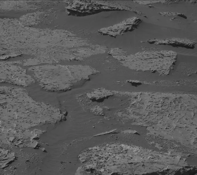 Sol 3157: Mast Camera (Mastcam)