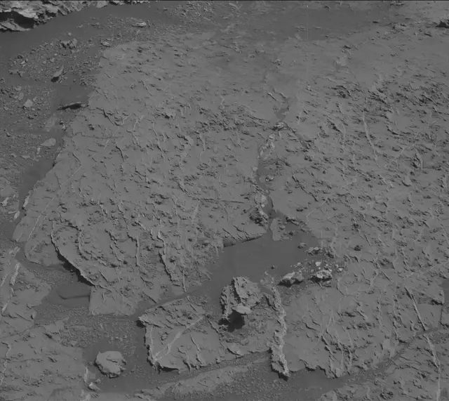 Sol 3157: Mast Camera (Mastcam)