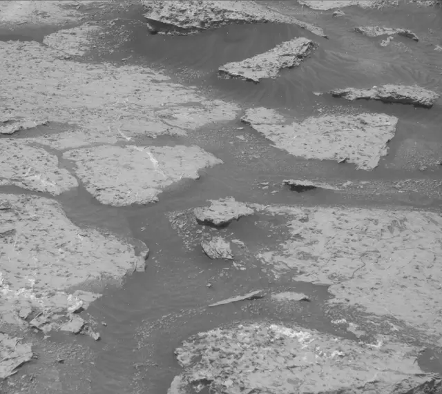 Sol 3157: Mast Camera (Mastcam)