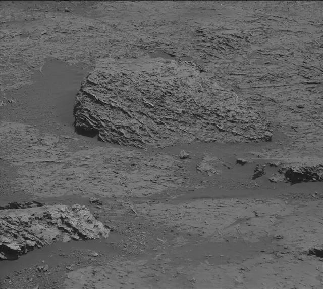 Sol 3157: Mast Camera (Mastcam)