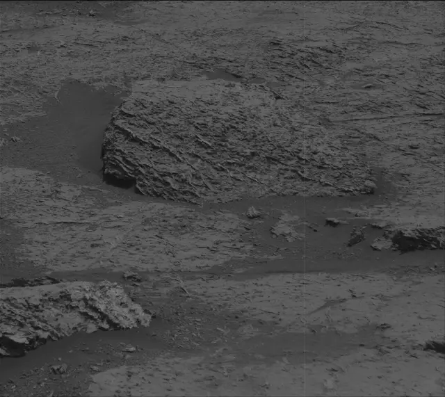 Sol 3157: Mast Camera (Mastcam)