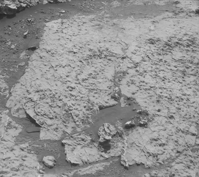 Sol 3157: Mast Camera (Mastcam)