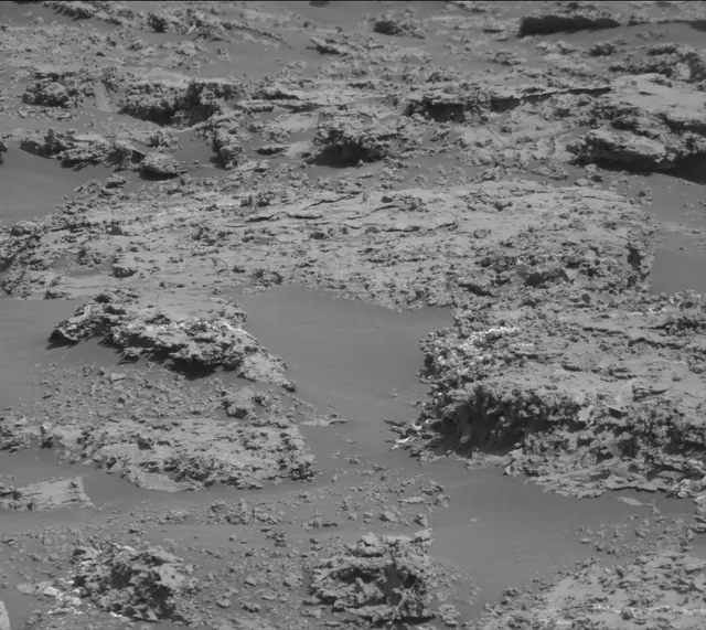 Sol 3158: Mast Camera (Mastcam)