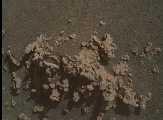 Sol 3160: Mars Hand Lens Imager (MAHLI)