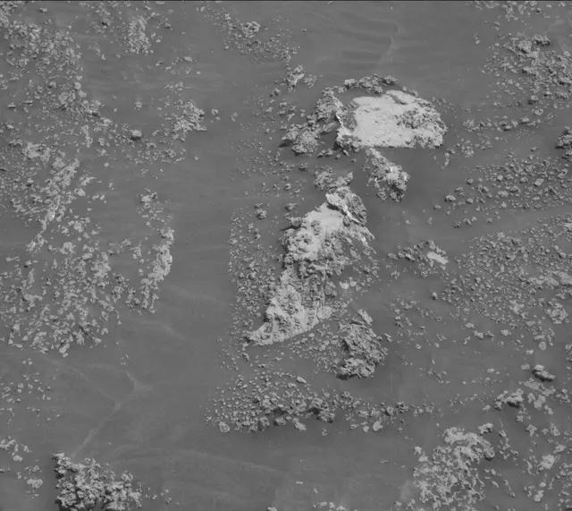 Sol 3161: Mast Camera (Mastcam)
