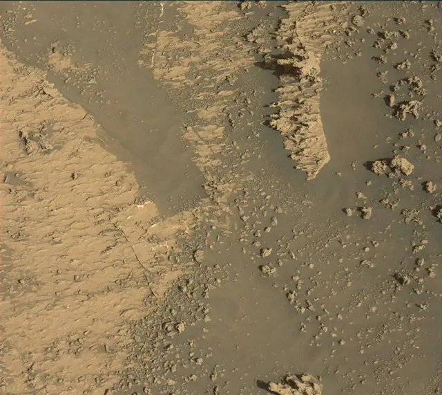 Sol 3163: Mast Camera (Mastcam)