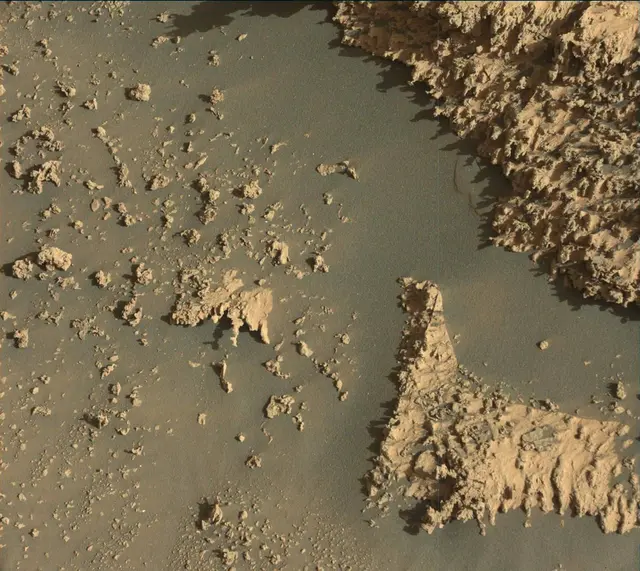 Sol 3163: Mast Camera (Mastcam)