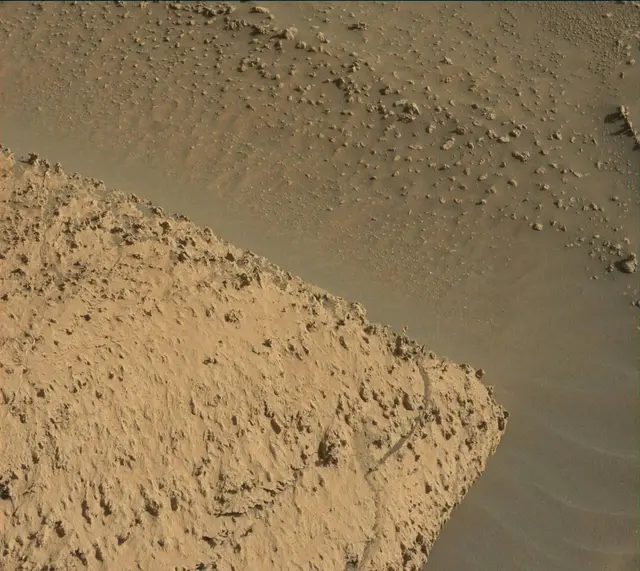 Sol 3163: Mast Camera (Mastcam)