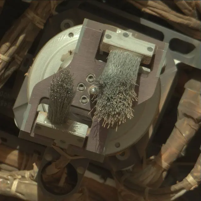 Sol 3163: Mast Camera (Mastcam)
