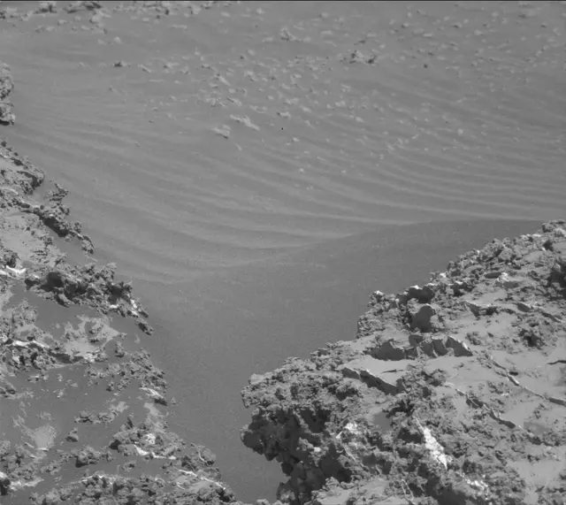 Sol 3163: Mast Camera (Mastcam)