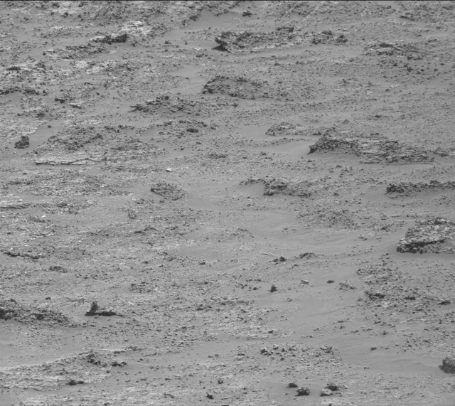 Sol 3163: Mast Camera (Mastcam)