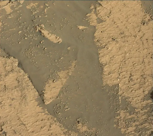 Sol 3165: Mast Camera (Mastcam)