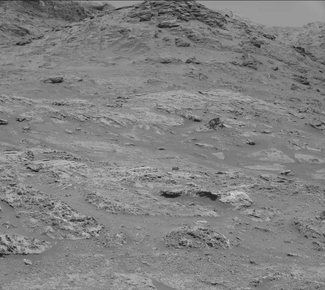 Sol 3167: Mast Camera (Mastcam)